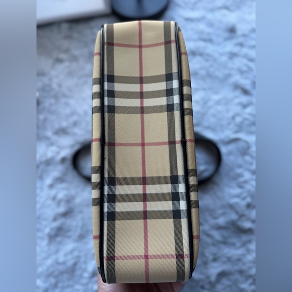 Burberry Nova Check Handbag PVC - Picture 8 of 16